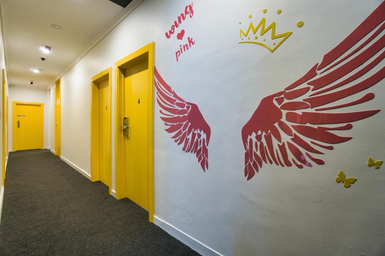 Dreamy Stays Accommodation - Private Rooms With Shared Bathrooms Аделейд Екстериор снимка