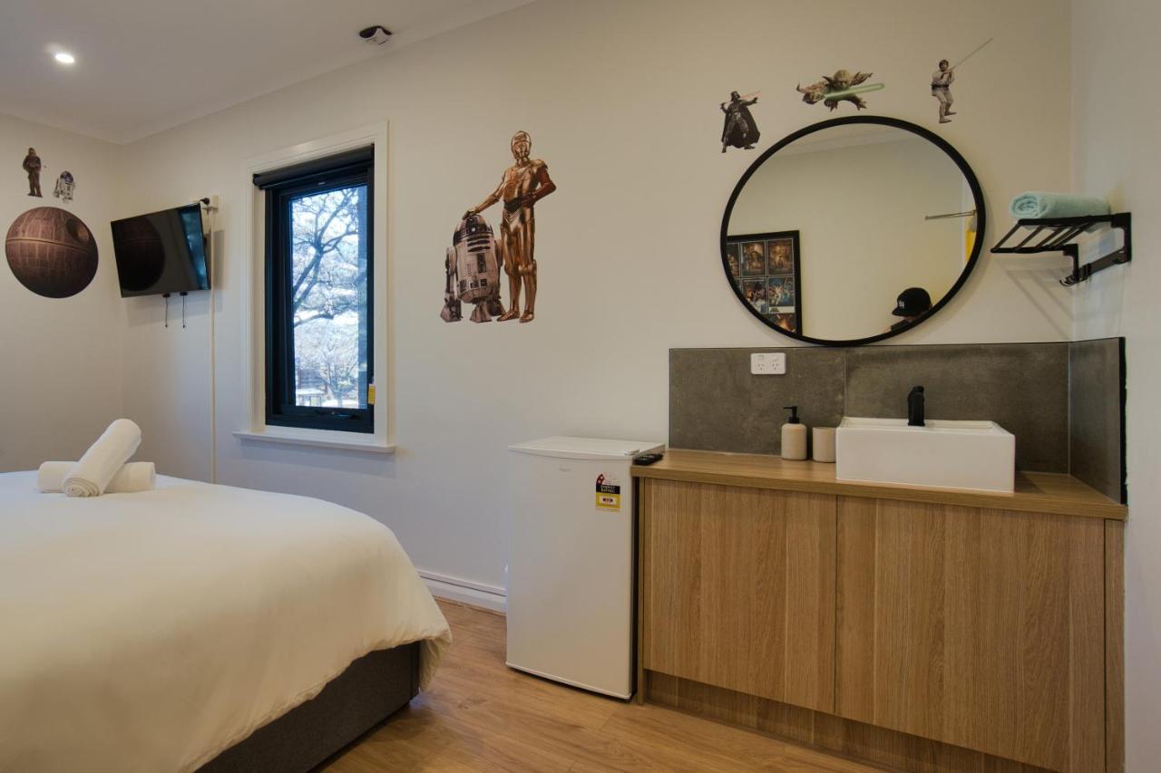 Dreamy Stays Accommodation - Private Rooms With Shared Bathrooms Аделейд Екстериор снимка