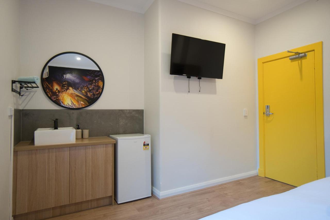 Dreamy Stays Accommodation - Private Rooms With Shared Bathrooms Аделейд Екстериор снимка