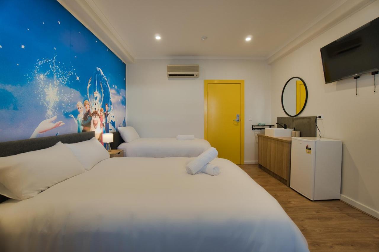 Dreamy Stays Accommodation - Private Rooms With Shared Bathrooms Аделейд Екстериор снимка