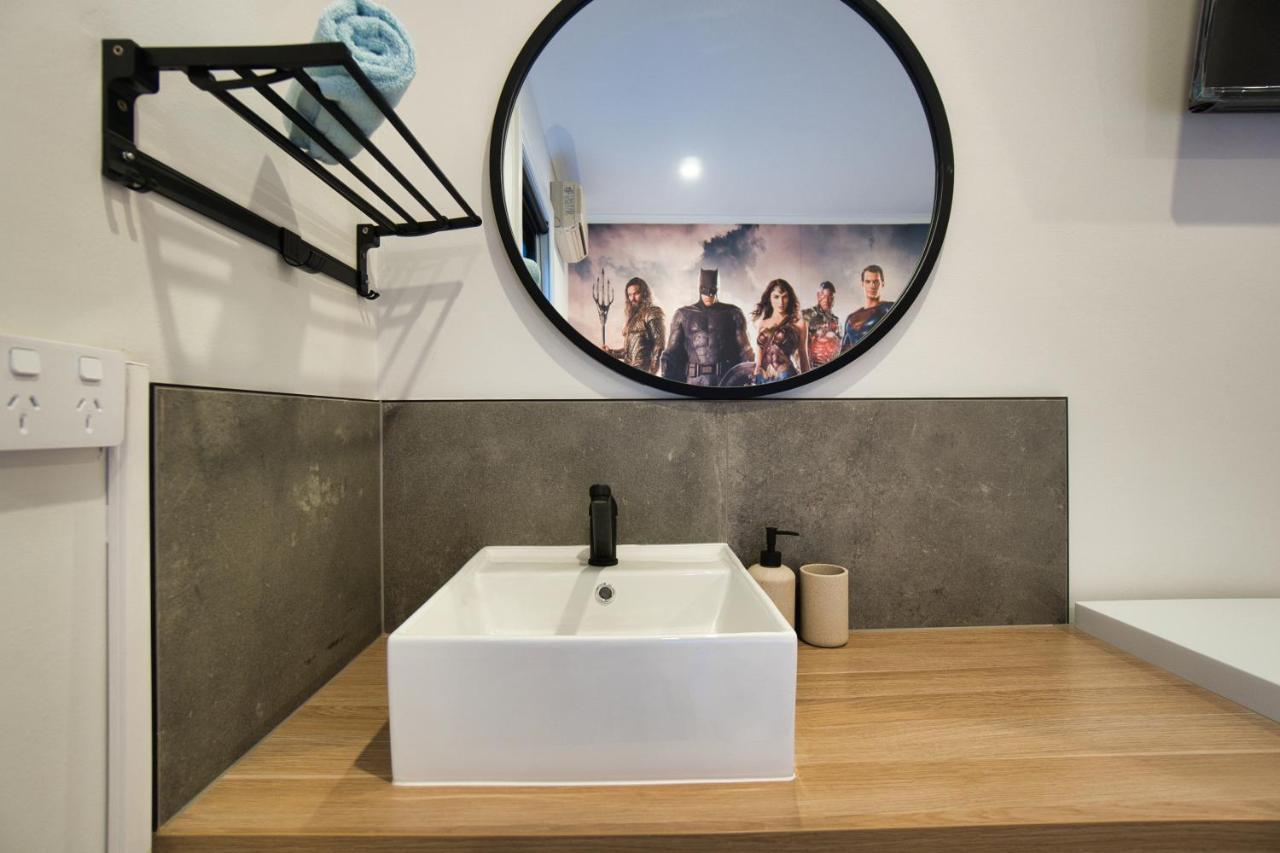Dreamy Stays Accommodation - Private Rooms With Shared Bathrooms Аделейд Екстериор снимка